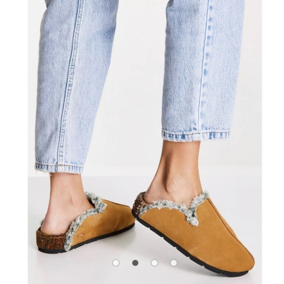 Free People Shoes - Free People Damon Fur Mules Tan 36 ●NEW